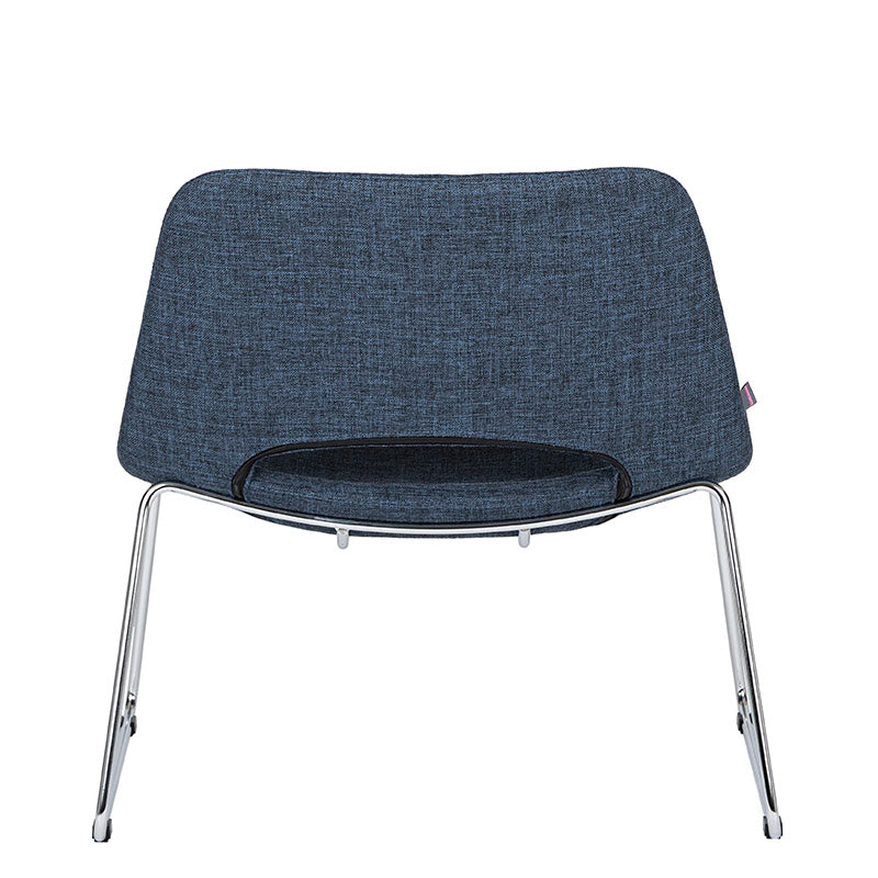 Sillón Ejecutivo modelo ExtraKool de Aura Muebles detrás color azul