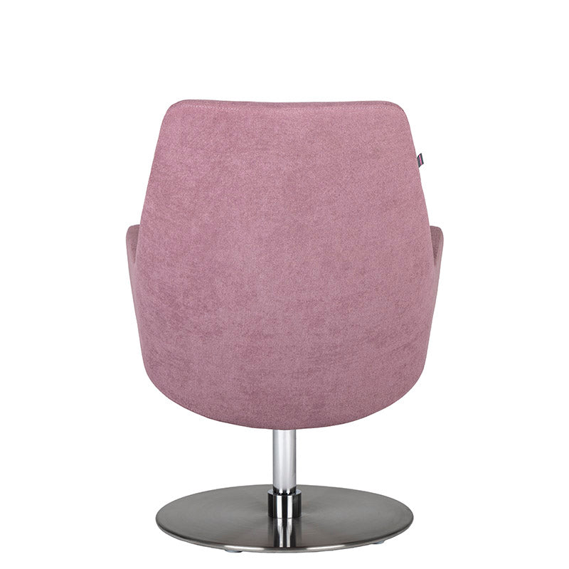 Sillon de Visita modelo Kinzika M de Aura Muebles, diseñado para brindar comodidad y estilo angulo detrás