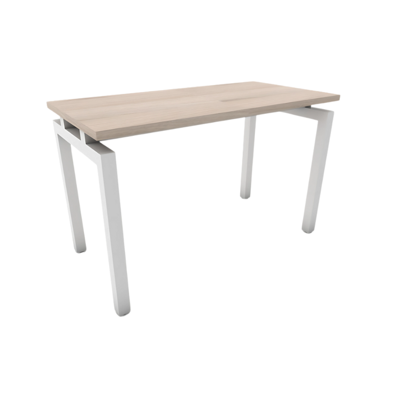 Mesa de trabajo con cubierta de melamina suspendida sobre estructura metálica de 2″ tubular cuadrado patas tipo “U” invertida y nivelador de altura ajustable medidas 140x70x75cm. Aura Muebles modelo MFU-140a