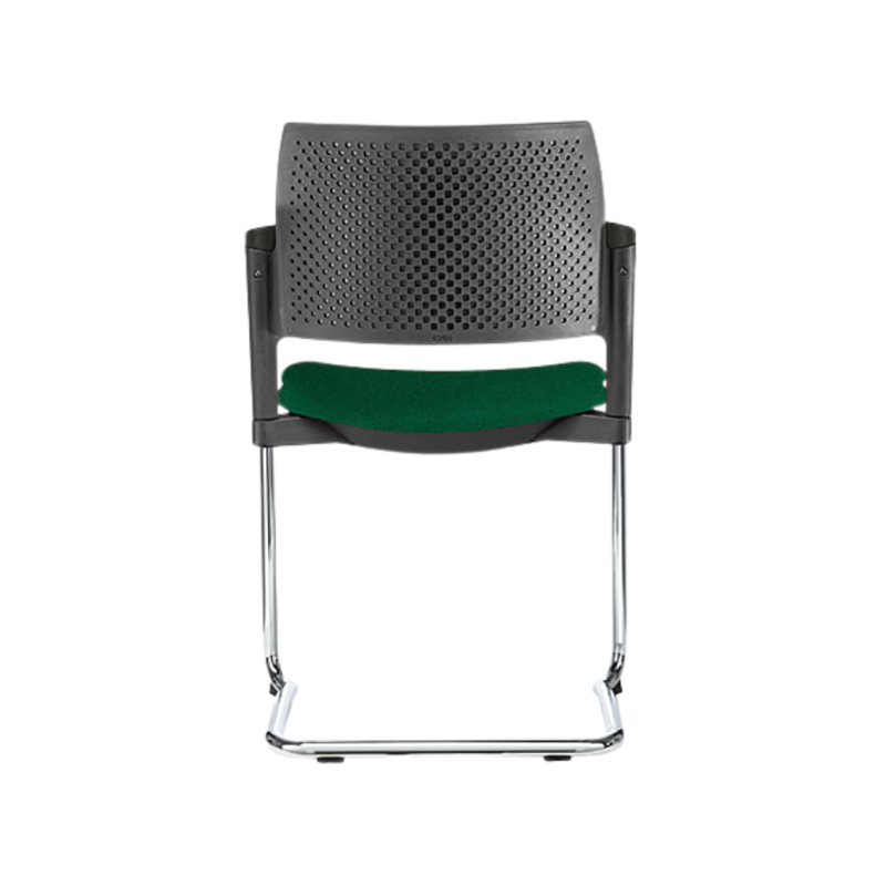Silla de visita KYOS tapizada al color de su elección de toda nuestra colección de tapices con tapas en color gris blanco o negro Aura Muebles modelo OHT-339 cromada