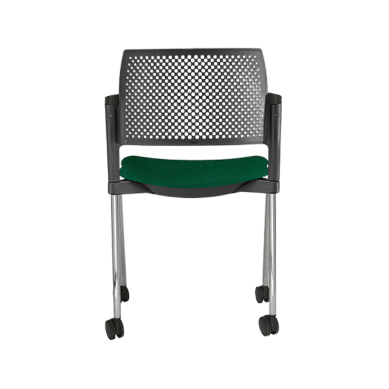 Silla de visita KYOS estructura de acero tubular de 7/8" de diámetro calibre 14 terminado en cromo y con rodajas giratorias tipo dual en color negro Aura Muebles modelo OHV-352