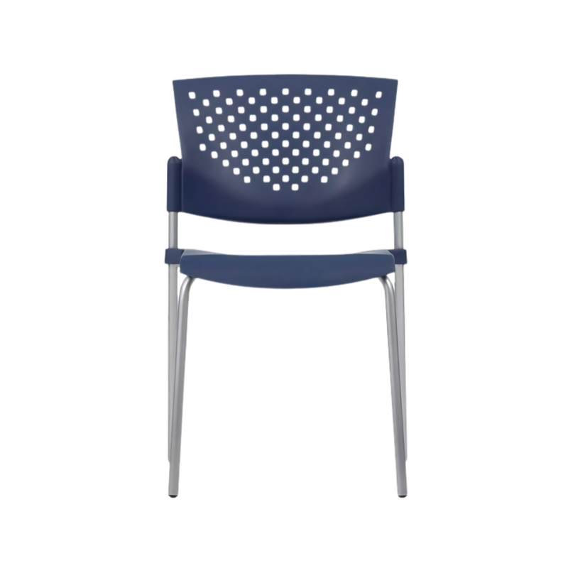 Descubre la elegante silla de visita modelo TOKEN de Aura Muebles de Guadalajara. Diseñada para brindar estilo, confort y ergonomía en oficinas modernas