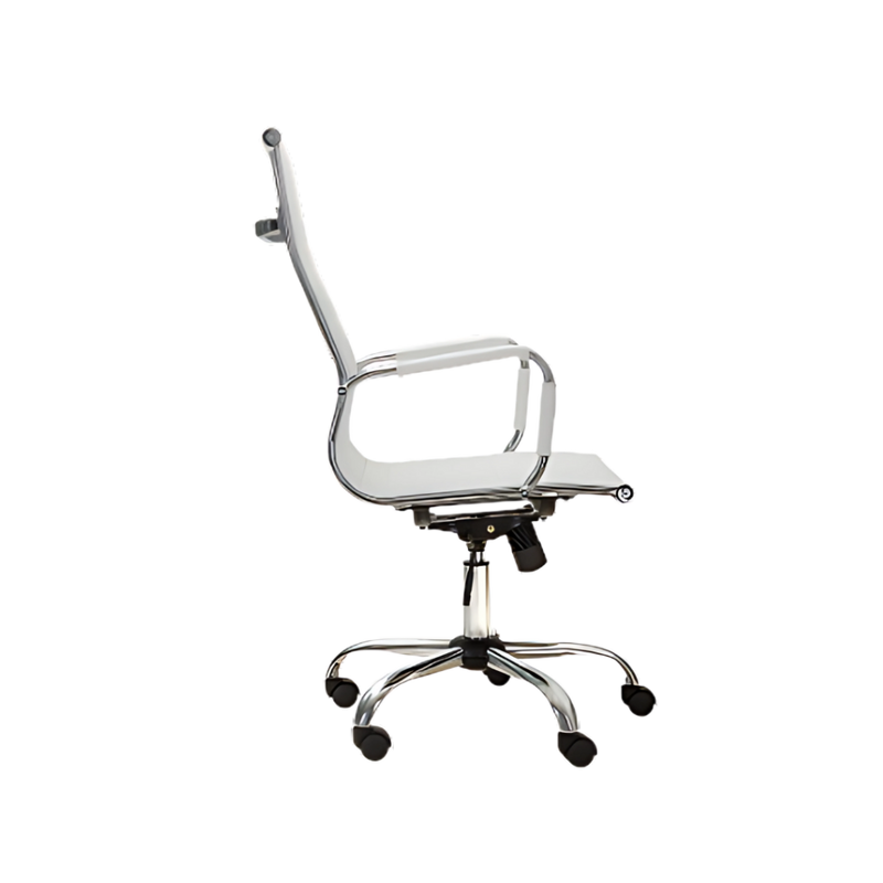 Experimente la comodidad en su oficina con la silla ejecutiva modelo GA-002 A de Aura Muebles. Diseñada con materiales de alta calidad, esta silla ofrece un soporte para su espalda mientras trabaja.