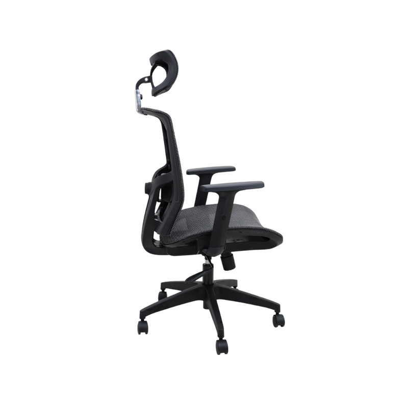 Descubre la silla ejecutiva modelo HABANA con cabecera de Aura Muebles. Diseñada para brindar una postura ergonómica y cómoda durante largas horas de trabajo.
