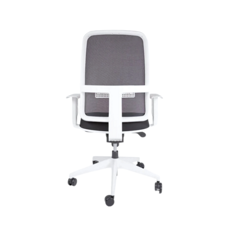 Encuentra la silla operativa modelo BLAZE OHE-23 en color blanca en Aura Muebles. Esta silla ergonómica y elegante es perfecta para una oficina moderna y eficiente.