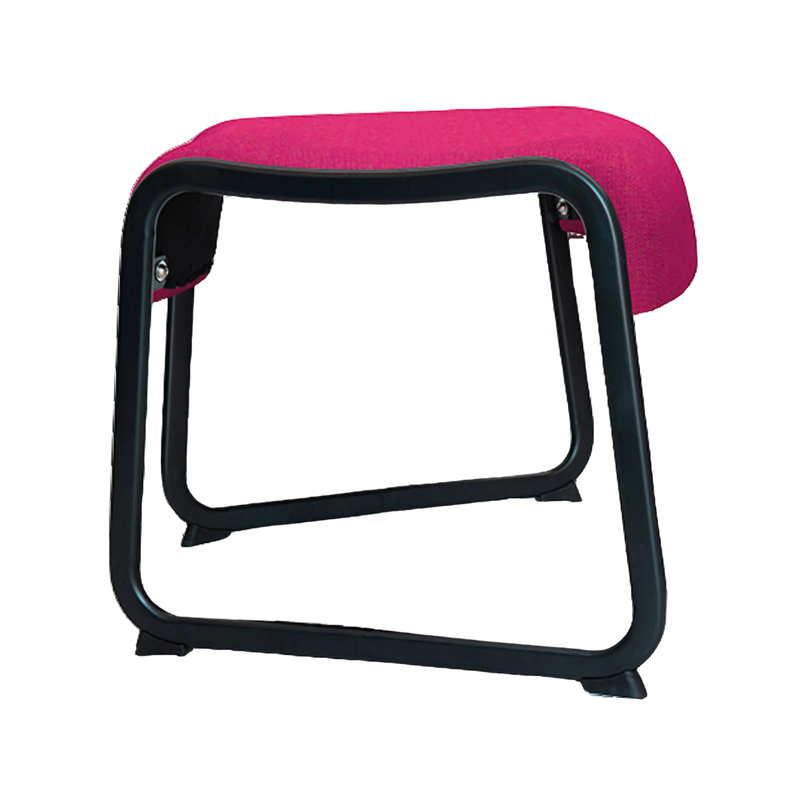 Sillón de visita confortable DIRK Estructura de acero tubular ovalado con acabado de pintura epóxica (electrostática) color negro mate asiento hule espuma laminado flexible y alta resilencia tapiz tela o vinil al color de su elección de nuestro catálogo Aura Muebles modelo OHM-123