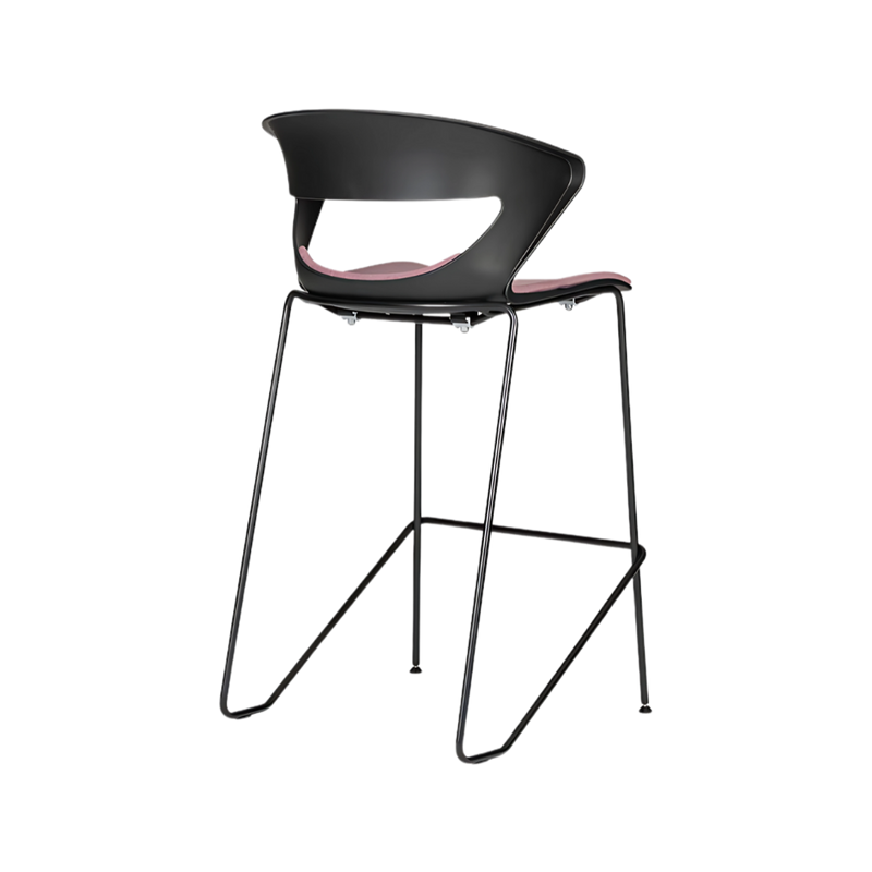 Descubre el cómodo y elegante sillón de visita KICCA BANCO de Aura Muebles. Su diseño ergonómico y estructura resistente brindan comodidad y durabilidad.
