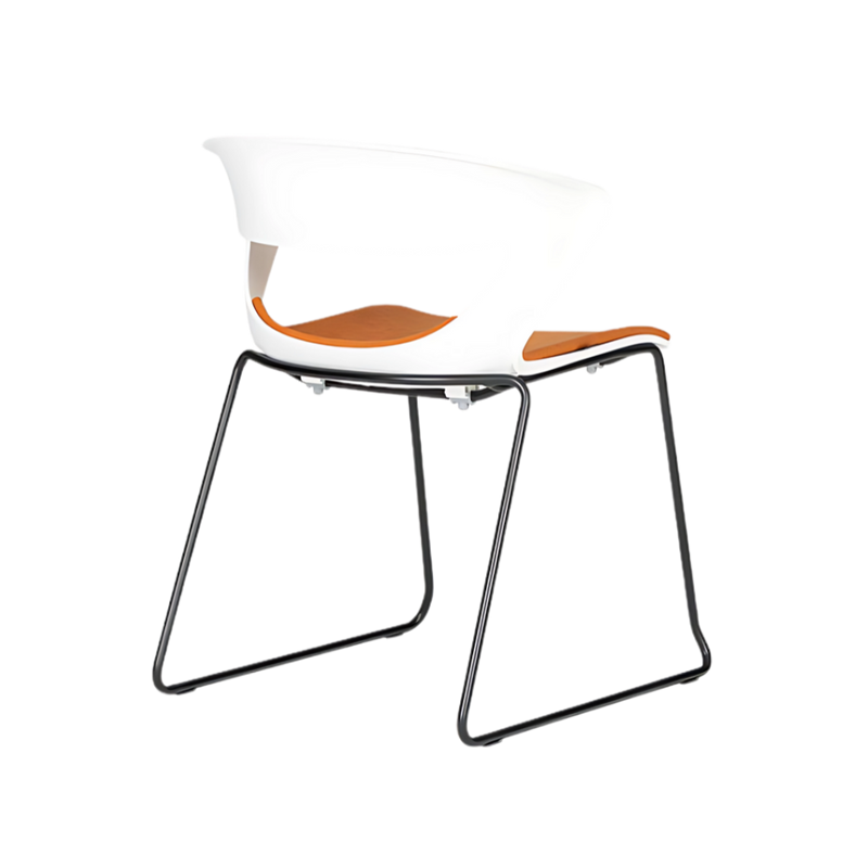 Descubre el sillón de visita KICCA TRINEO de Aura Muebles.Aporta estabilidad, diseño moderno, comodidad y durabilidad en cualquier espacio profesional.