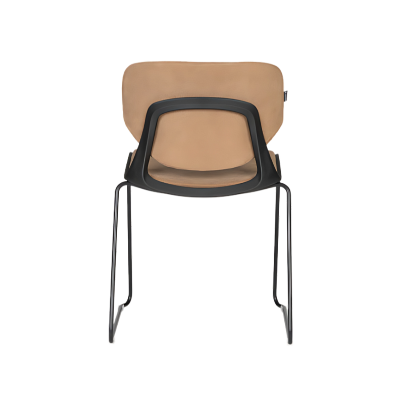 Descubre el cómodo y elegante sillón de visita contract modelo VELA TRINEO de Aura Muebles. Perfecto para salas de espera, su diseño contemporáneo y base tipo trineo crean espacios modernos y profesionales.