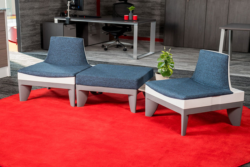 Sillones de visita Sophia en sala de espera con alfombra roja