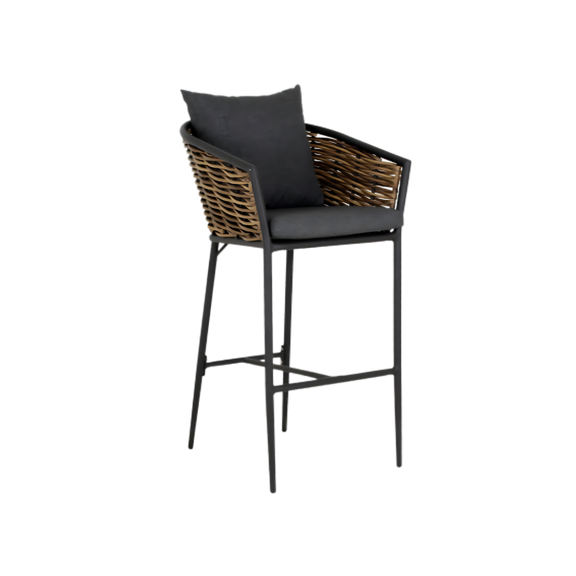 Banco alto Con un diseño elegante y ergonómico ofrece una postura cómoda y soporte lumbar Fabricado con materiales de alta calidad es resistente y duradero Aura Muebles modelo TULUM