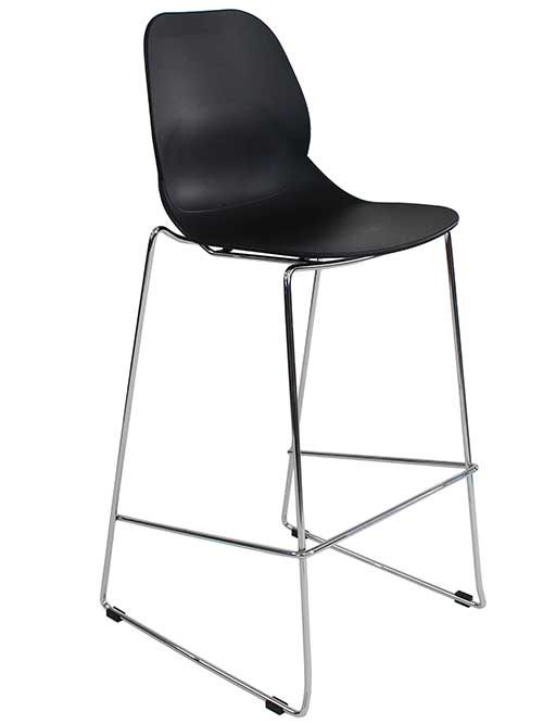 Banco alto color negro moderno con base metálica cromada