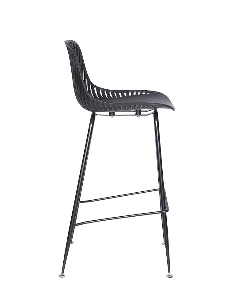 Vista lateral del banco medio negro modelo PL-70MD