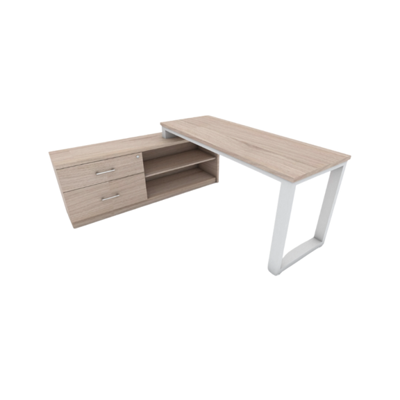 Descubre el escritorio secretarial modelo CE-140 de Aura Muebles, diseñado para brindarte eficiencia y comodidad en tu espacio de trabajo. Organízate mejor y realiza tus tareas con facilidad gracias a su amplia superficie de trabajo y diseño ergonómico. 