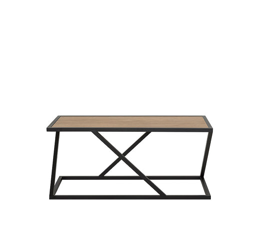 Vista frontal de la mesa de centro ZETA-C con diseño en forma de “Z” moderna y elegante.