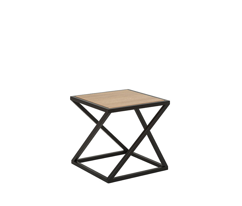 Mesa de centro modelo ZETA-L vista en ángulo, estructura negra y cubierta tipo madera.