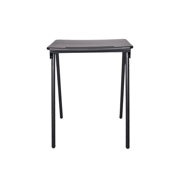 Mesa para restaurante QUICK cubierta en copolímero de polipropileno de alta densidad inyectado en 5/8" de espesor con embutido para lápiz Color Negro Aura Muebles modelo OHM-47