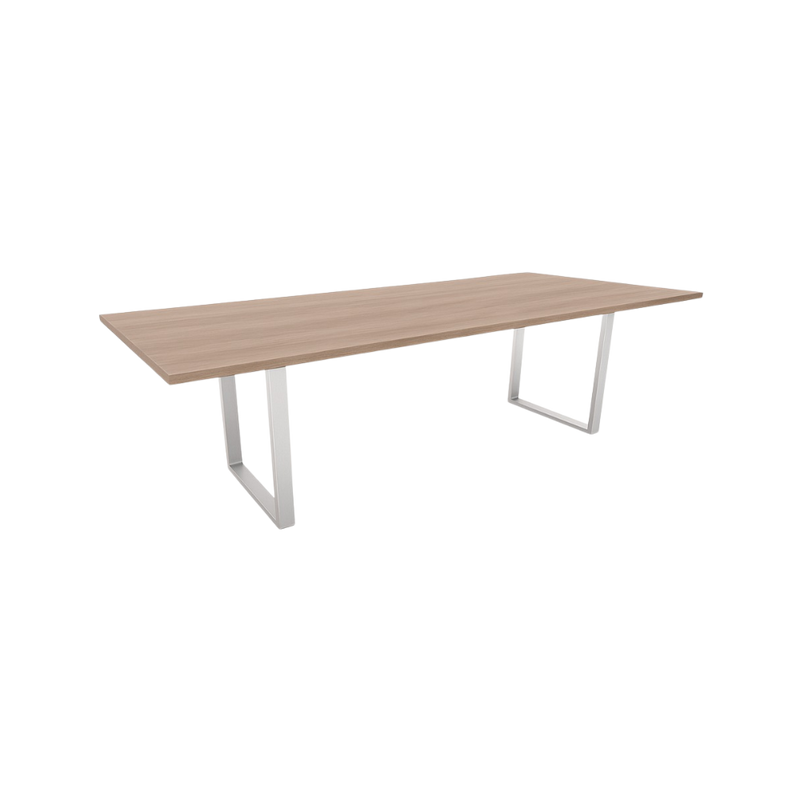 Mesas para sala de juntas con cubierta tablero laminado 28 mm doble cara con cantos termo fusionados al color. Medida: 240x 120 x 75cm. Aura Muebles modelo MEJ01