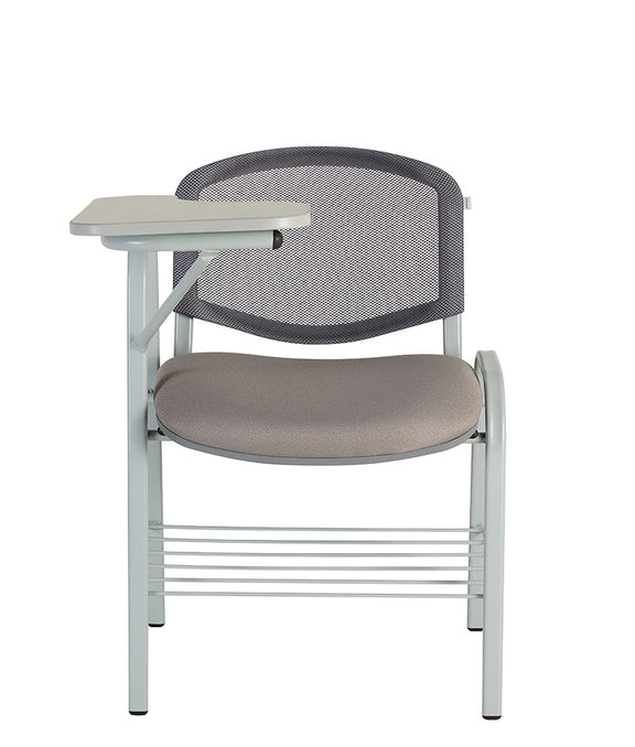 Vista frontal del pupitre escolar PL-120 PM con estructura metálica y respaldo de malla.