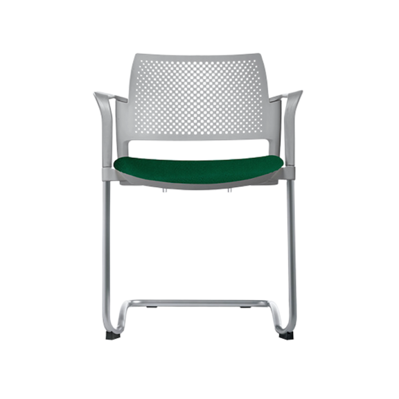 Silla de visita KYOS estructura tipo trineo de acero tubular de 7/8" de diámetro calibre 14 con acabado en pintura epóxica (electrostática) color negro mate o gris blanco o negro Aura Muebles modelo OHT-356