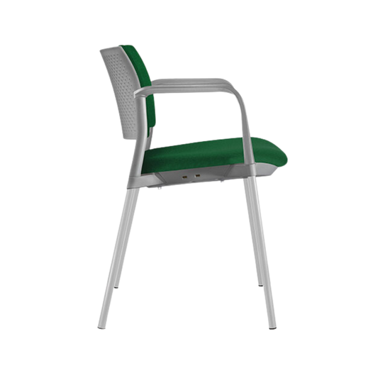 Silla de visita KYOS asiento y respaldo de hule espuma de poliuretano inyectado flexible con densidad de 60 kgs/m3 con retardante a la flama y alta resilencia Aura Muebles modelo OHV-331