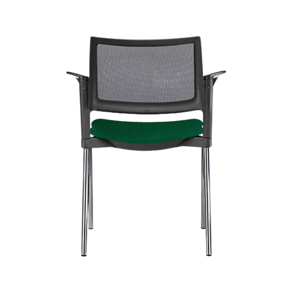Silla de visita KYOS Estructura de acero tubular de 7/8" de diámetro calibre 14 terminado en cromo y con descansabrazos de poliuretano en color gris o negro Aura Muebles modelo OHV-371 cromada