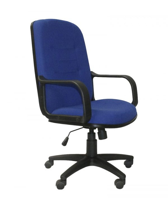 Silla ejecutiva E-53 azul con respaldo alto, base giratoria y brazos ergonómicos.
