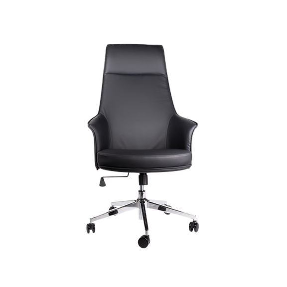 Silla ejecutiva ergonómica con base cromada.