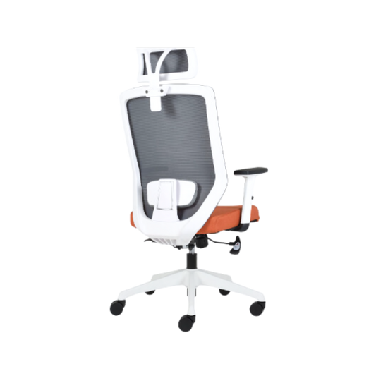 Descubre la silla ejecutiva modelo BM-7850 NE de Aura Muebles. Con un diseño ergonómico en color negro, esta silla ofrece soporte para una postura adecuada.
