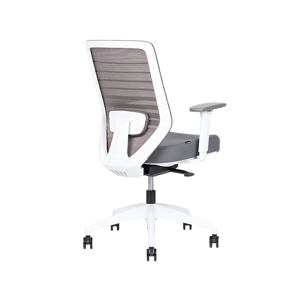 Encuentra la silla ejecutiva modelo DELTA con respaldo bajo en Aura Muebles. Diseño sofisticado y ergonómico para brindar comodidad y estilo a tu oficina.