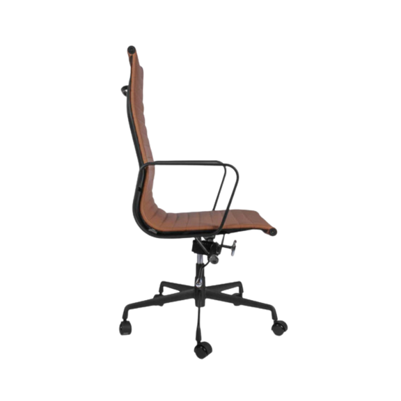 Silla ejecutiva respaldo alto respaldo y asiento tapiz del asiento y respaldo de un solo tensado con la estructura para dar una suspensión única y adaptarse al cuerpo Tapiz piel genuina italiana color café GOETZ Aura Muebles modelo OHE-204