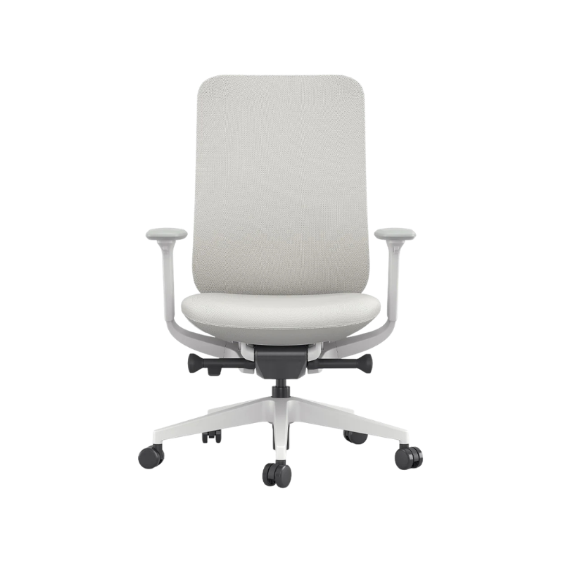 Silla Ejecutiva KHUDI OHE-44 Arena: Está diseñada para ofrecer más comodidad y adecuar la postura para mejorar su productividad. Conócela en Aura Muebles.