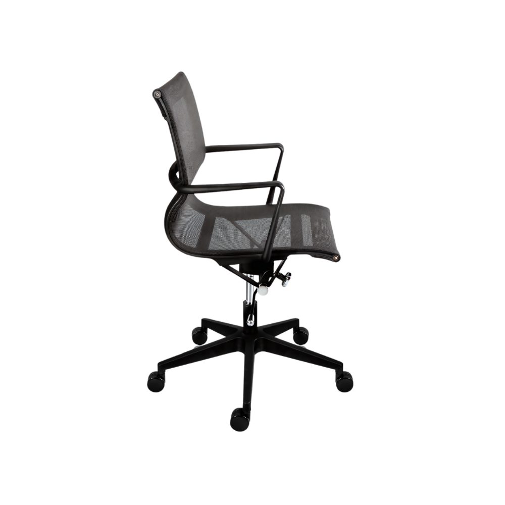 Descubre nuestra silla ejecutiva modelo SUCRE, que combina comodidad para una experiencia de trabajo óptima. Con respaldo ajustable, proporciona excelente soporte para la espalda.
