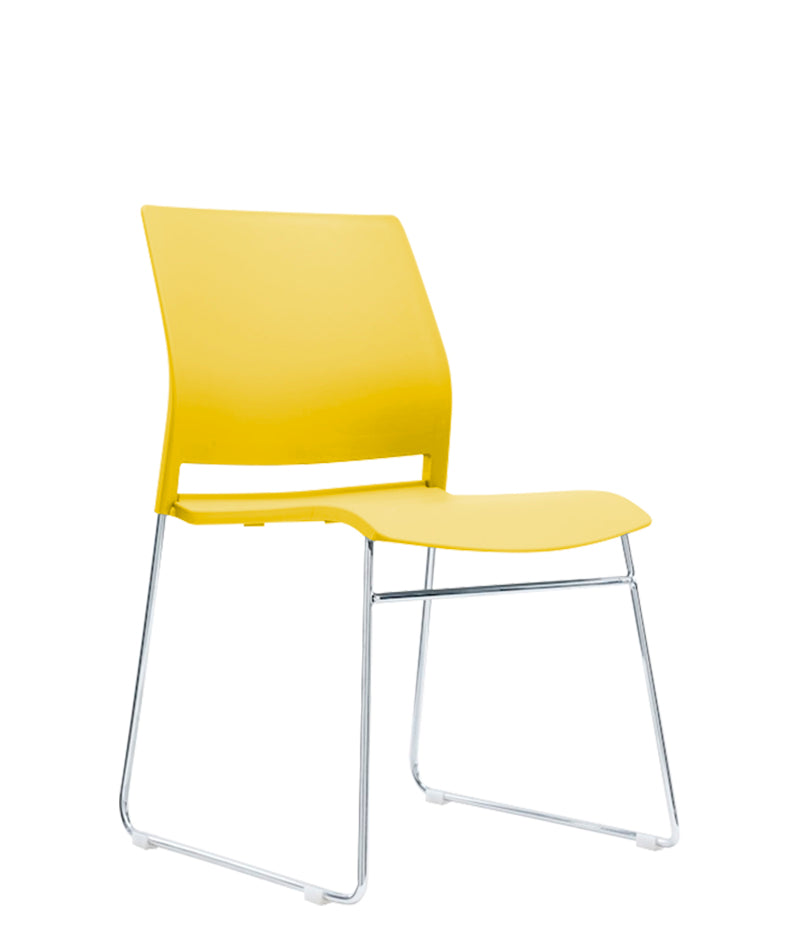 Silla para restaurante modelo A-600 vista en ángulo.