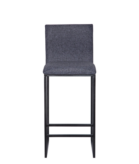 Vista frontal de silla para restaurante modelo AR-165 con base metálica negra