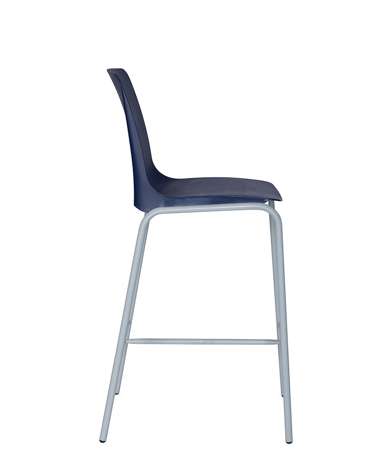 Silla para restaurante modelo PL-31 vista lateral mostrando descansapiés