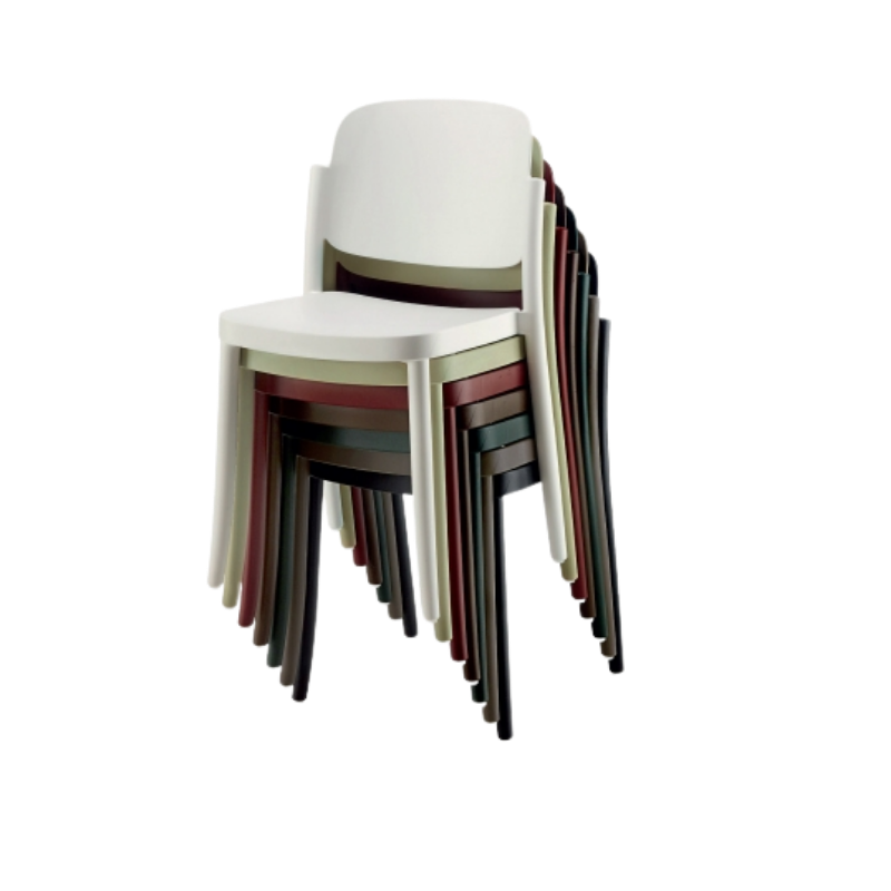 Silla Piazza 1 apilable de diseño retro en polipropileno