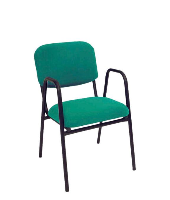 Silla de visita modelo AB-500 con brazos y estructura negra, tapizada en color verde