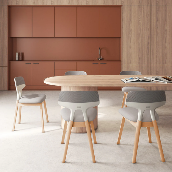 Silla de visita SHINE OHV-80 gris con base de madera Aura Muebles
