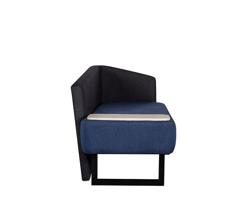 Vista lateral del sillón de visita KASSEL-2P mostrando estructura metálica y mesa integrada