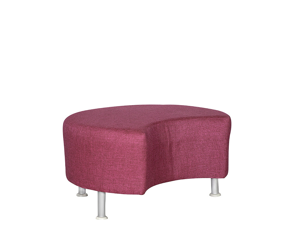 Sillón de visita modelo OTTAWA 80 con diseño curvo tapizado en color vino y patas metálicas, ideal para espacios modernos.