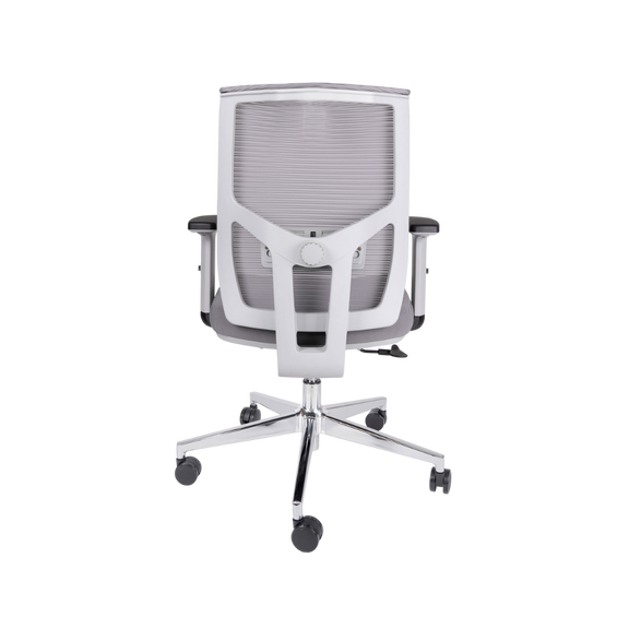 Sillón ejecutivo gris con respaldo de malla y soporte lumbar visto desde atrás