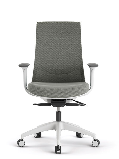 Sillón Ejecutivo Royal White con respaldo bajo, vista frontal. Diseño ergonómico en malla NeoMesh y asiento tapizado en tela