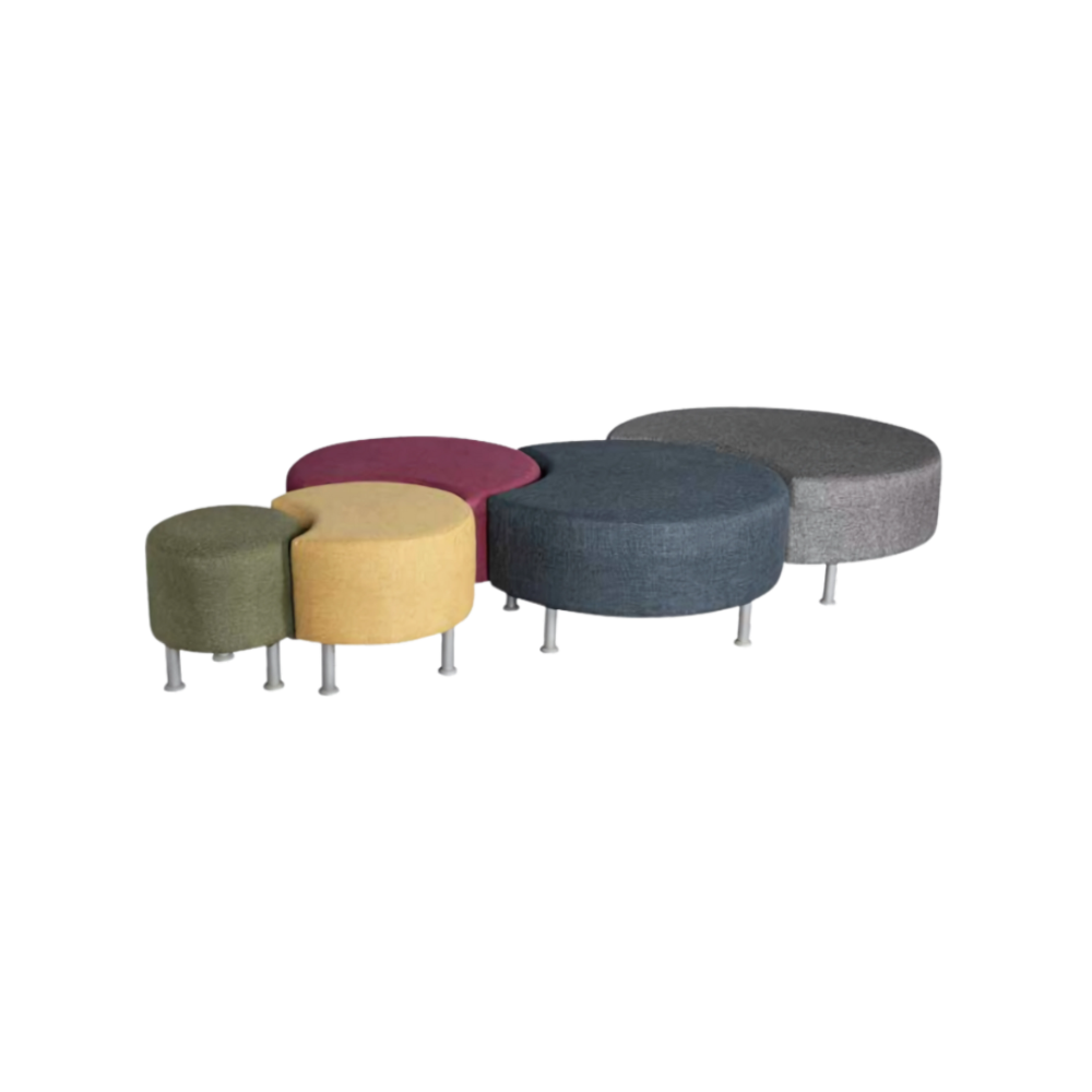 Sofá En madera de pino solida de 21 mm. aglomerado de 16 mm. en parte superior e inferior patas cilíndrica en color aluminio con tapón de polipropileno para evitar rayaduras a pisos tapizados en variedad de colores (consultar catalogo tapices) hule espuma en asiento de 10 cm Aura Muebles modelo OTTAWA